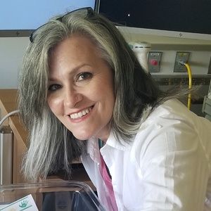 Meet your Posher, Max